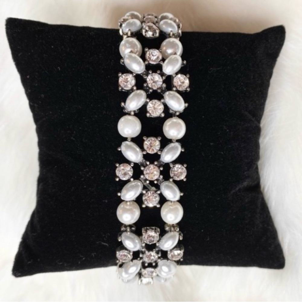 New Kate & Kelly daisy pattern bracelet